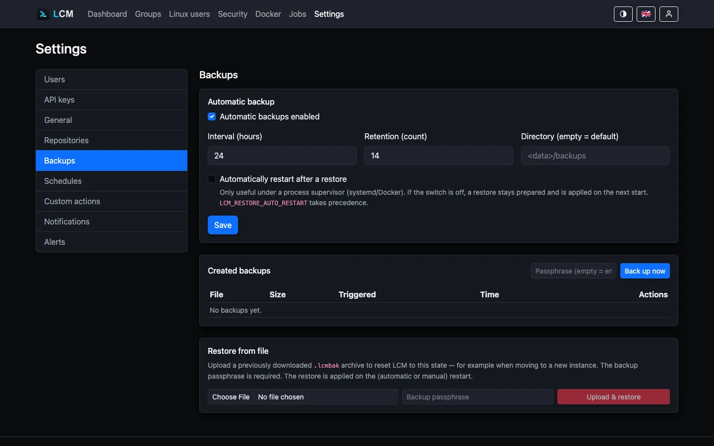 Backup settings: automatic backup, created archives, restore